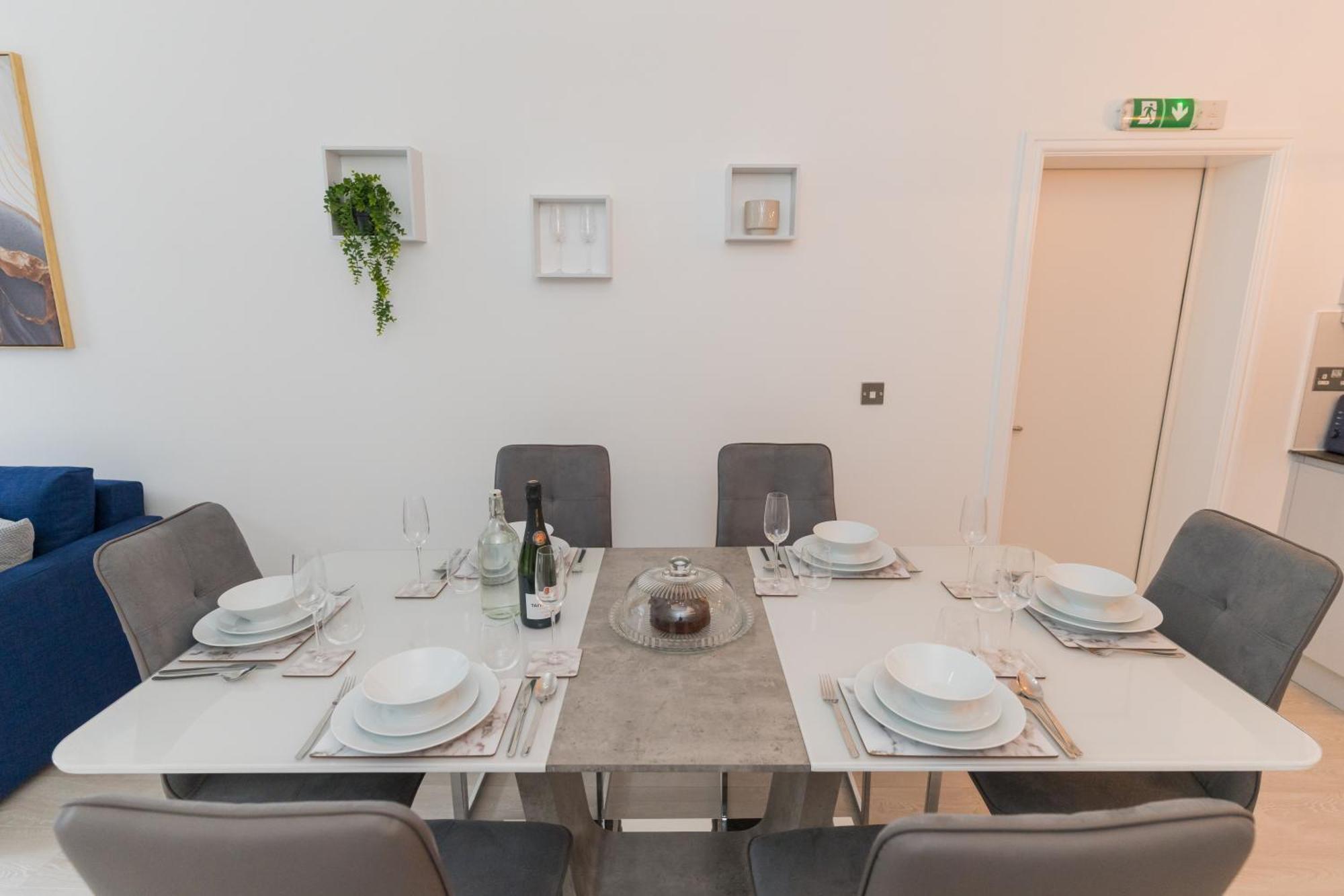 Ferienwohnung Luxurious 2 Bed Birmingham House Free Parking - Sleeps 6 Exterior foto